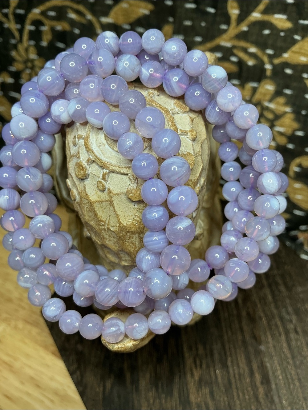 Lavender Moon Quartz Triple 6mm - Picture 3 of 3